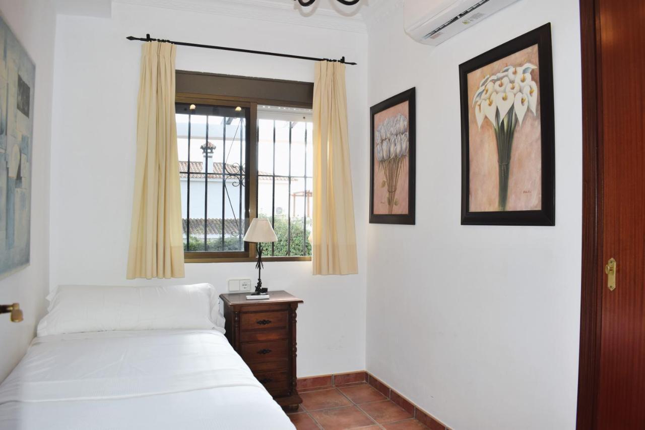 Villa María Elena, en Fuente del Gallo Conil De La Frontera Exterior foto