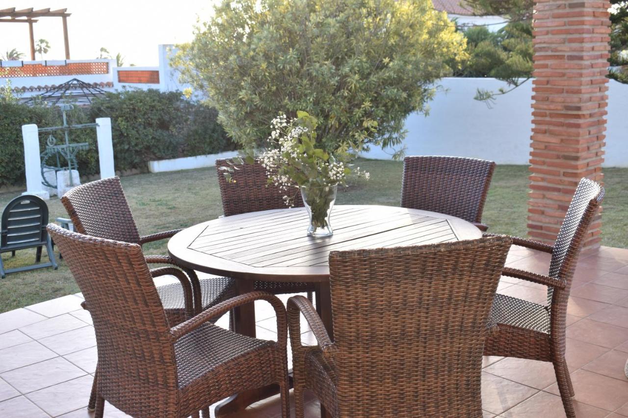 Villa María Elena, en Fuente del Gallo Conil De La Frontera Exterior foto